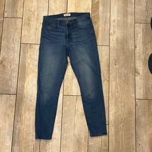 Madewell High Rise Skinny 29, in a medium blue wash